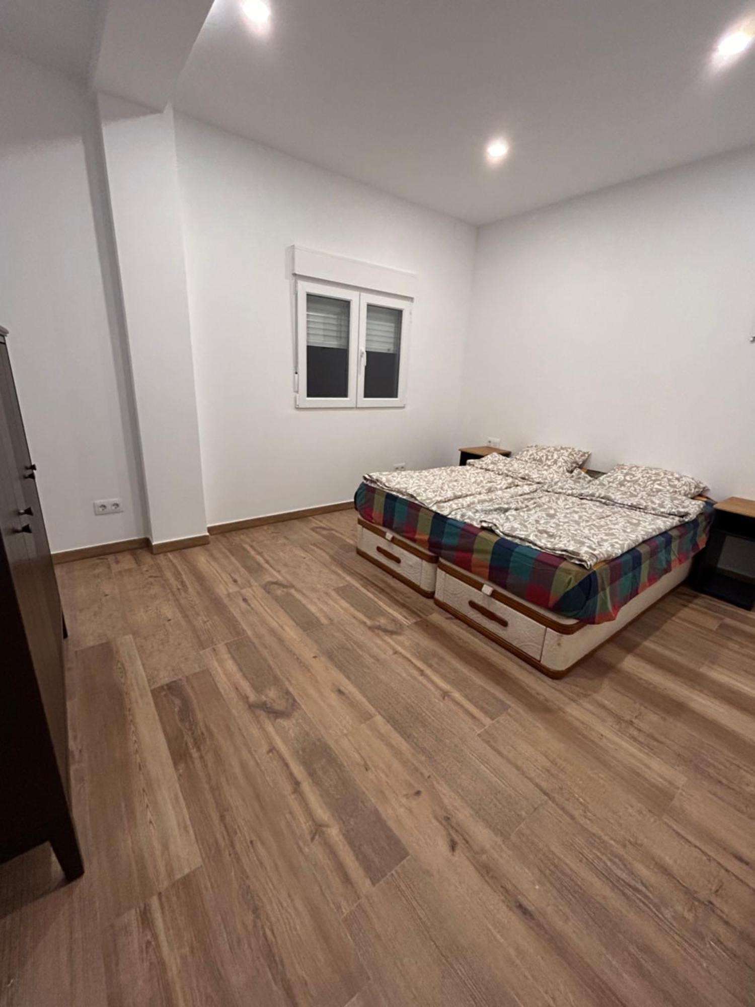 Villa Remedios -Rooms In Private House- Пикасент Екстериор снимка